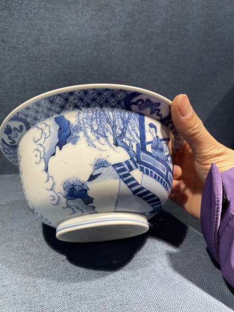 古玩陶瓷青花仕女人物故事紋折沿大碗真品鑒賞圖