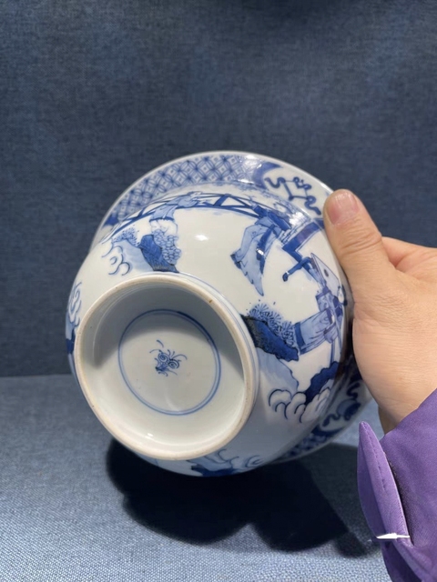 古玩陶瓷青花仕女人物故事紋折沿大碗真品鑒賞圖