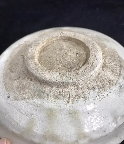 古玩陶瓷 白釉盤真品鑒賞圖