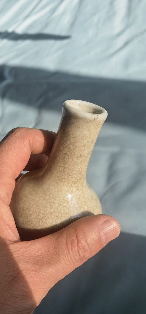 古玩陶瓷哥釉天球瓶真品鑒賞圖