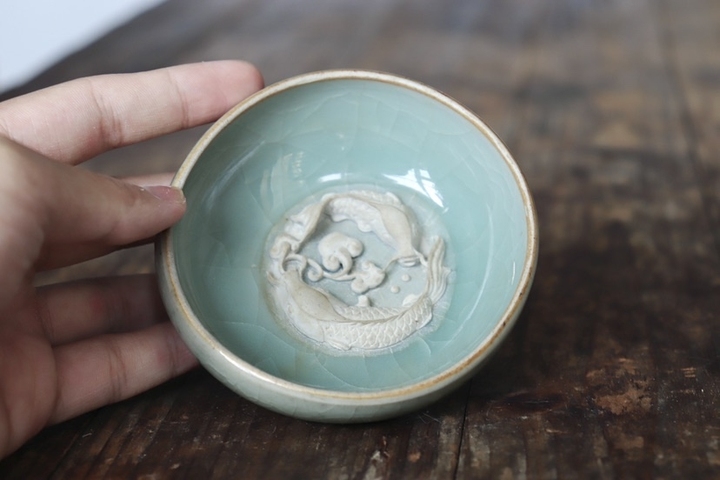 古玩陶瓷館藏級精品南宋龍泉青瓷粉青芒口盞拍賣，當前價格8800元