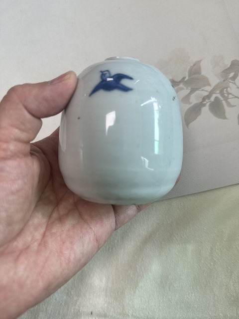 古玩陶瓷日本明治青花花鳥紋罐真品鑒賞圖