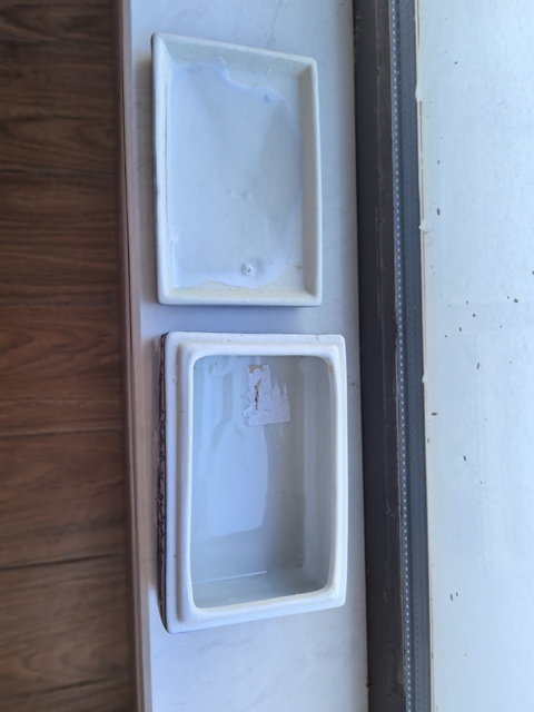 古玩陶瓷花卉紋青花四方蓋盒真品鑒賞圖