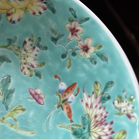 古玩陶瓷民國 松石綠地粉彩花卉紋碗真品鑒賞圖