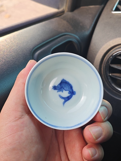 古玩陶瓷日本明治青花魚化龍紋茶碗，工藝即是日本真品鑒賞圖