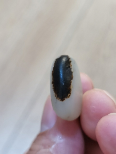 古玩玉器和田玉籽料原石真品鑒賞圖