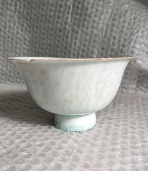 古玩陶瓷青白釉花口碗真品鑒賞圖