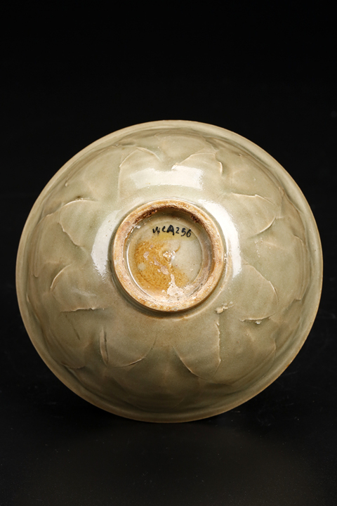 古玩陶瓷北宋耀州窯外刻蓮盞真品鑒賞圖