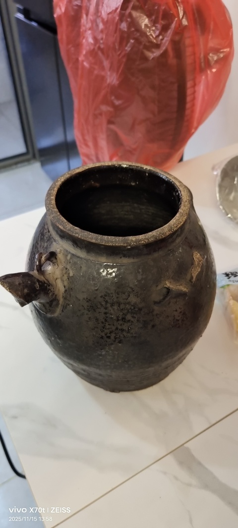 古玩陶瓷黑釉茶壺真品鑒賞圖