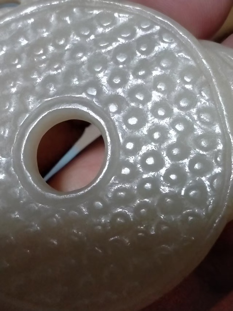 古玩玉器和田玉雕“螭龍紋璧”真品鑒賞圖