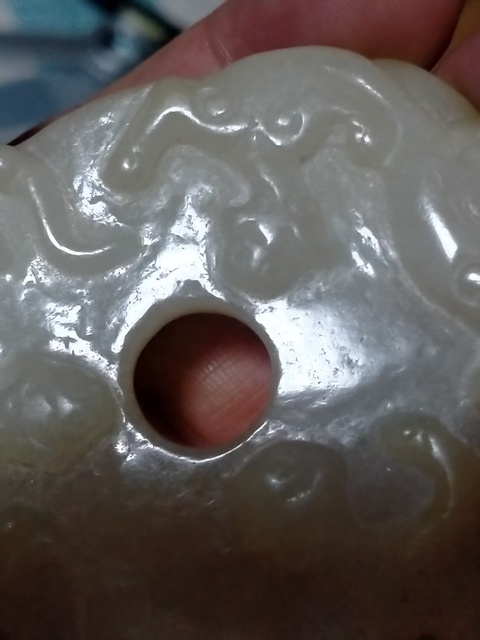 古玩玉器和田玉雕“螭龍紋璧”真品鑒賞圖