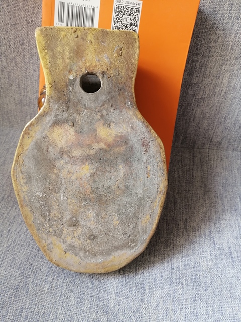 古玩陶瓷晚清石灣窯壁瓶真品鑒賞圖