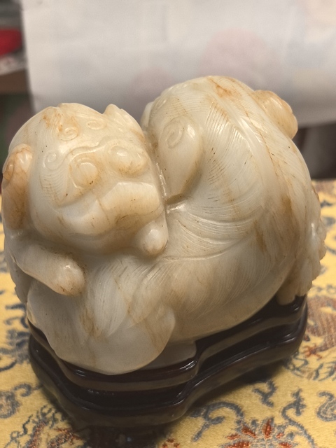 古玩玉器和田玉雕“瑞獸”真品鑒賞圖