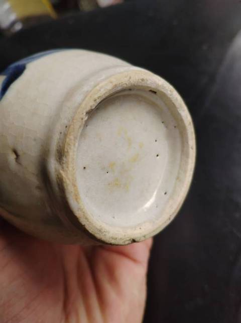 古玩陶瓷哥釉青花松鹿圖撇口瓶真品鑒賞圖