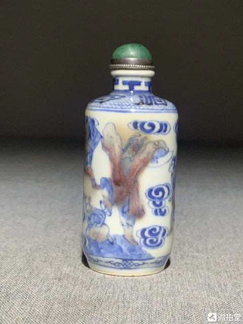 古玩陶瓷青花釉里紅人物故事紋鼻煙壺真品鑒賞圖