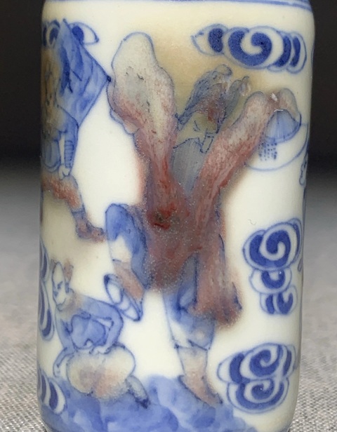 古玩陶瓷青花釉里紅人物故事紋鼻煙壺真品鑒賞圖