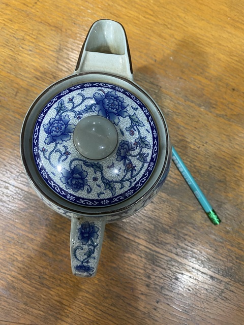 古玩陶瓷花卉紋執壺拍賣，當前價格8500元