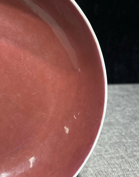 古玩陶瓷胭脂紅釉盤真品鑒賞圖