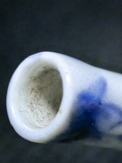 古玩陶瓷仕女花卉紋青花膽瓶真品鑒賞圖