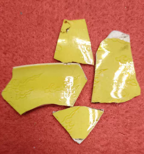 古玩陶瓷黃釉瓷片真品鑒賞圖