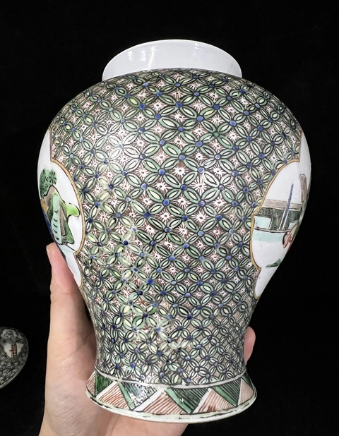 古玩陶瓷晚清小康五彩開窗人物將軍罐拍賣，當前價格2500元