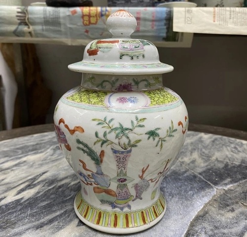 古玩陶瓷晚清粉彩博古圖蓋罐拍賣，當(dāng)前價格2888元