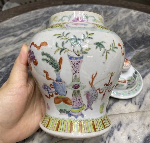 古玩陶瓷晚清粉彩博古圖蓋罐拍賣，當(dāng)前價格2888元