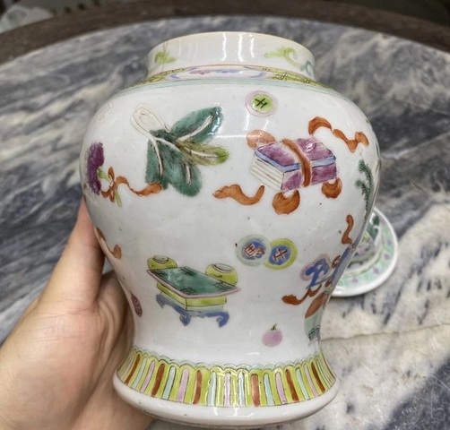 古玩陶瓷晚清粉彩博古圖蓋罐拍賣，當(dāng)前價格2888元