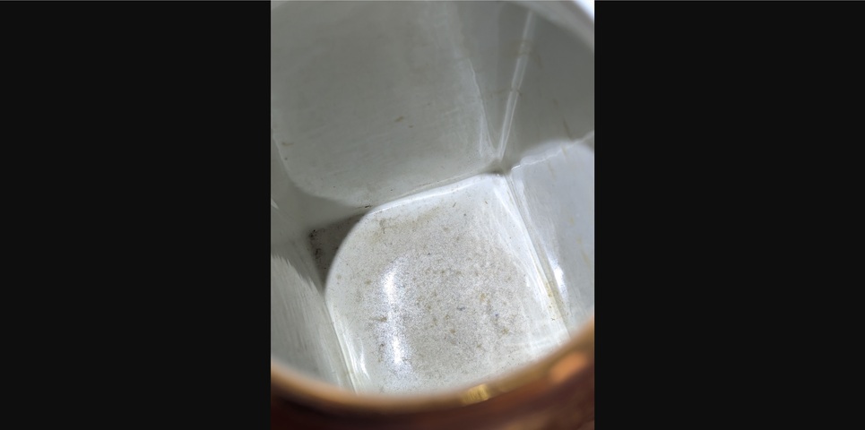 古玩陶瓷山水紋琮式瓶真品鑒賞圖