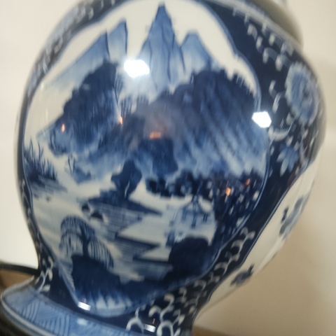 古玩陶瓷山水花鳥(niǎo)紋青花將軍罐真品鑒賞圖