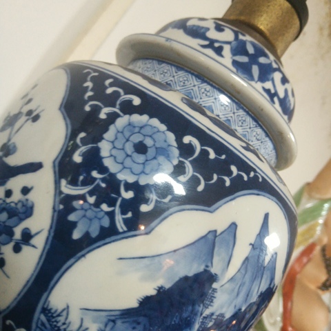 古玩陶瓷山水花鳥(niǎo)紋青花將軍罐真品鑒賞圖