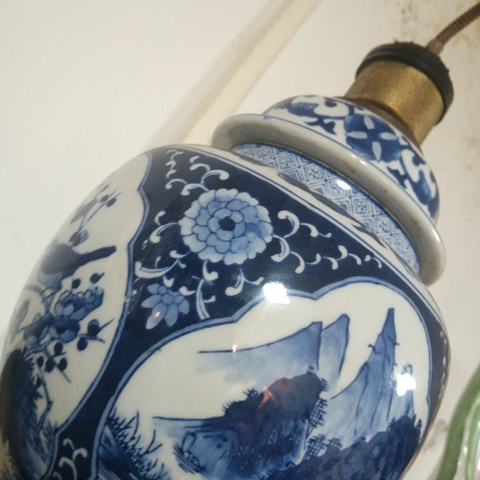 古玩陶瓷山水花鳥(niǎo)紋青花將軍罐真品鑒賞圖