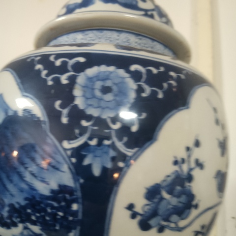 古玩陶瓷山水花鳥(niǎo)紋青花將軍罐真品鑒賞圖