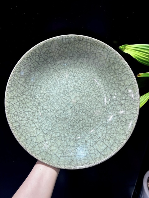 古玩陶瓷仿龍泉青釉冰片紋盤真品鑒賞圖
