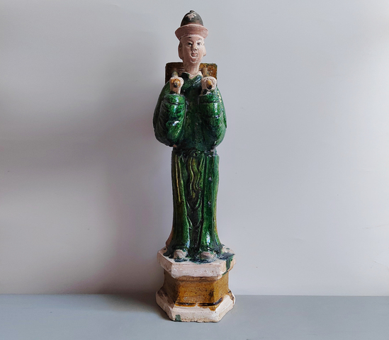 古玩陶瓷碩大的精品明代三彩背桌書生俑45厘米拍賣，當前價格228元