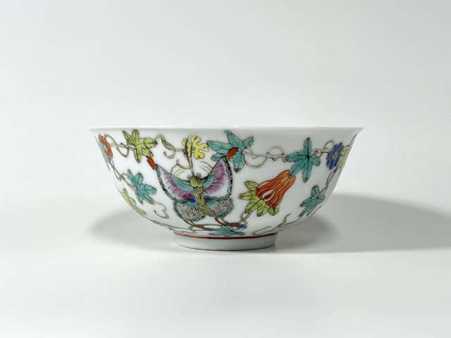 古玩陶瓷民國(guó)·粉彩瓜瓞綿綿紋碗真品鑒賞圖