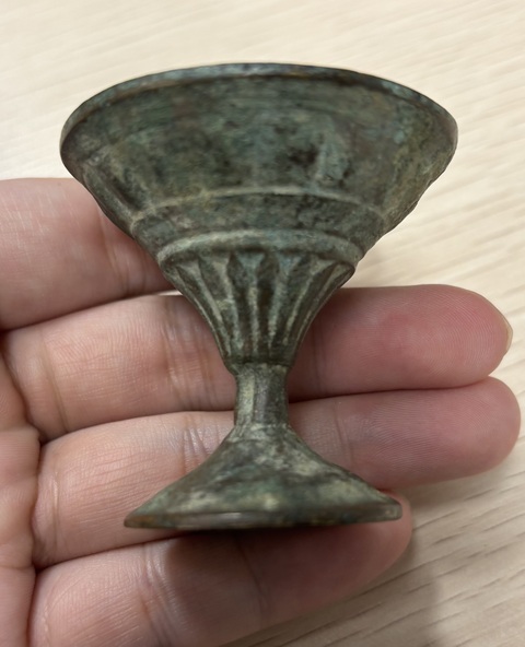 古玩銅器中亞銅高足杯真品鑒賞圖