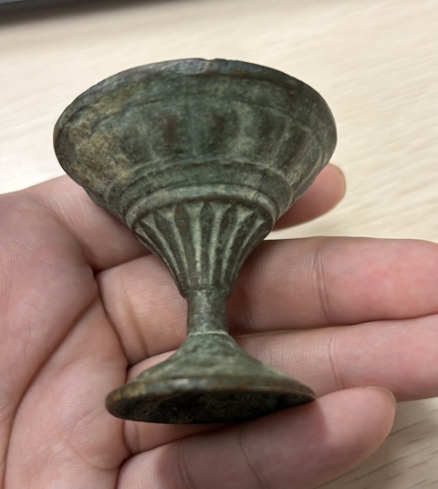 古玩銅器中亞銅高足杯真品鑒賞圖