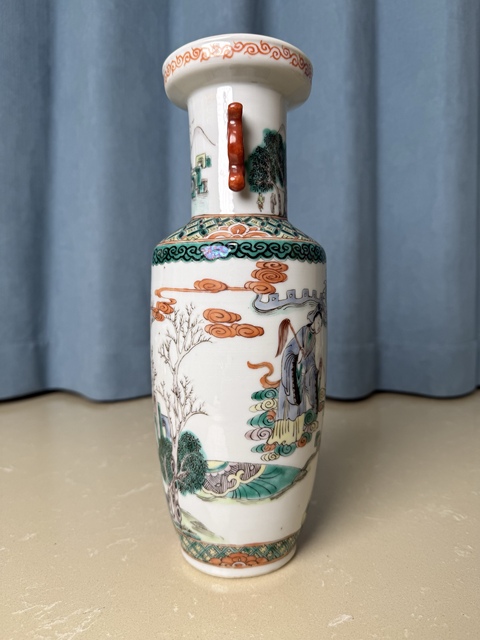 古玩陶瓷清同治·極品五彩三國人物故事 左慈戲曹操圖雙耳盤口瓶拍賣，當前價格4100元