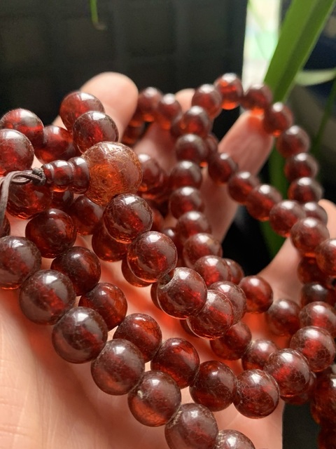 古玩玉器清代108顆天然琥珀珠串拍賣，當前價格150000元