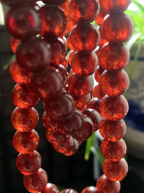 古玩玉器清代108顆天然琥珀珠串拍賣，當前價格150000元