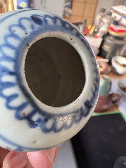 古玩陶瓷花卉紋青花水盂真品鑒賞圖