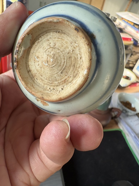 古玩陶瓷花卉紋青花水盂真品鑒賞圖