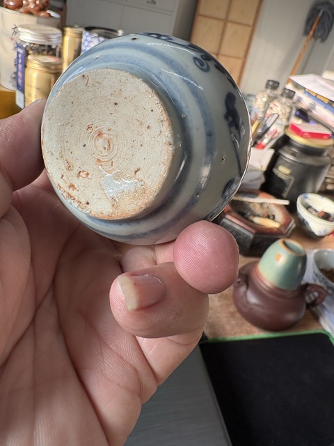 古玩陶瓷花卉紋青花水盂真品鑒賞圖