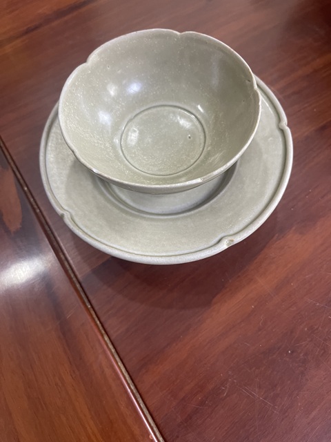 古玩陶瓷越窯青瓷杯和托真品鑒賞圖