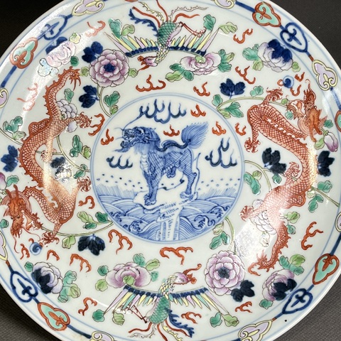 古玩陶瓷青花粉彩龍紋瑞獸紋盤真品鑒賞圖