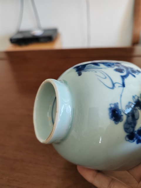 古玩陶瓷青花洞石花鳥紋杯真品鑒賞圖