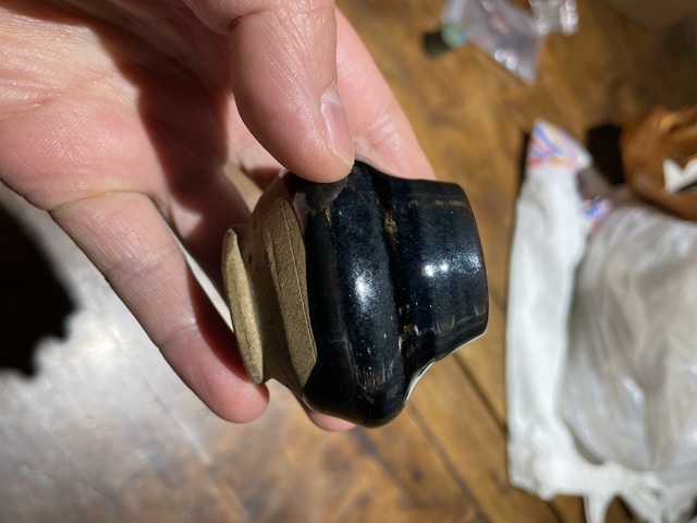 古玩陶瓷磁州窯褐釉水盂真品鑒賞圖