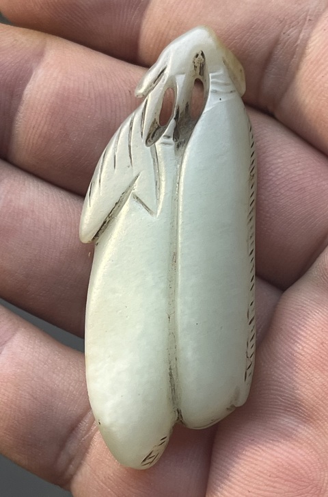 古玩玉器和田玉雕“瓜果墜”真品鑒賞圖