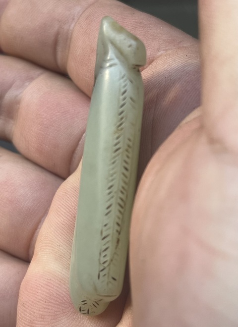 古玩玉器和田玉雕“瓜果墜”真品鑒賞圖